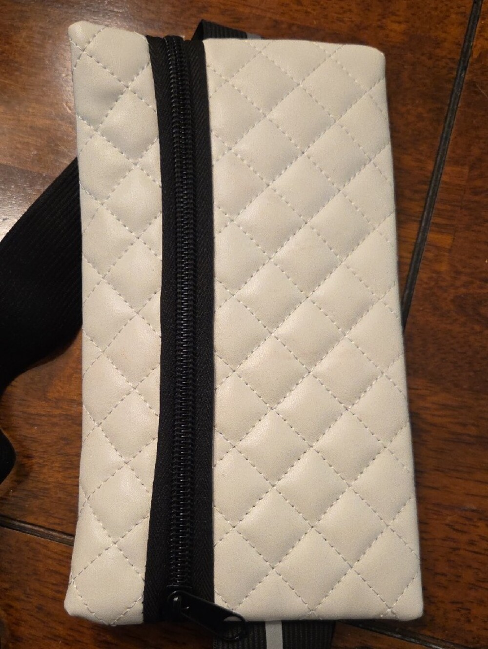 Quilted White Waist Bag with Black Zip and Strap - Picture 3 of 3
